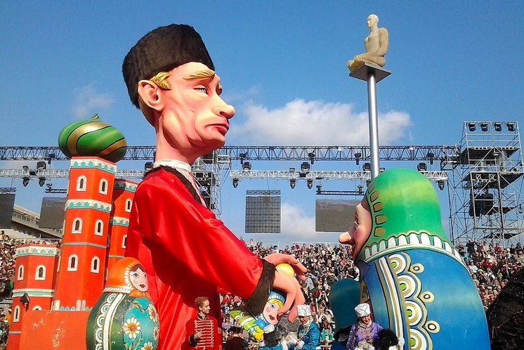 Char russe au carnaval de Nice 2013