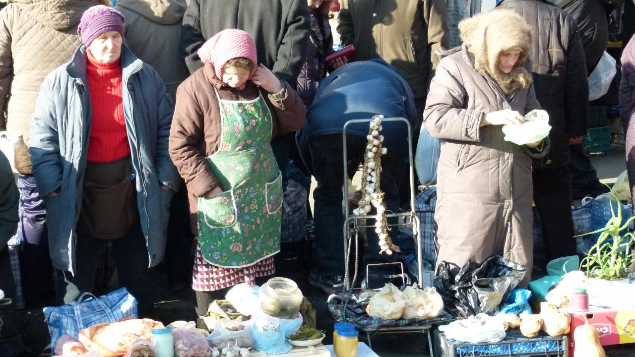 Babouchka au marché